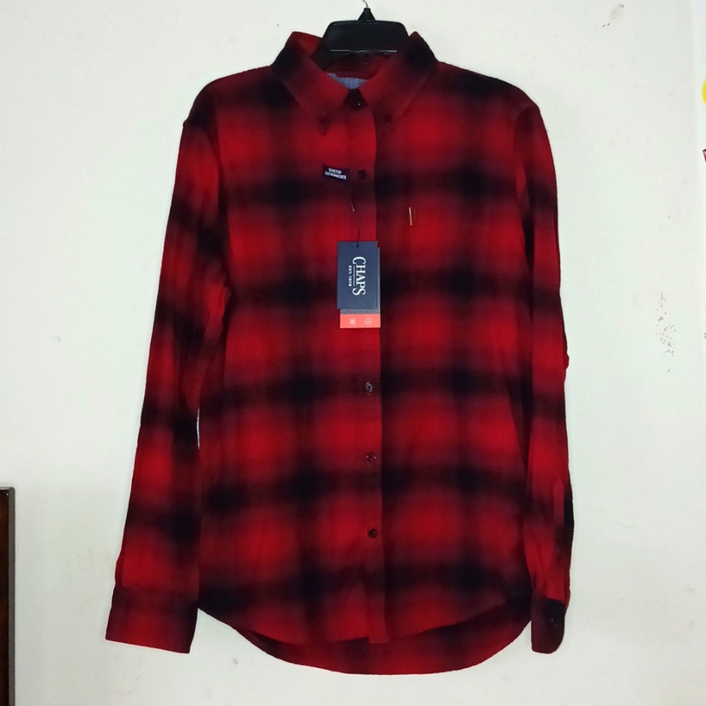 Mens CHAPS Size M Red and Black Flannel Plaid Button down Cotton‎ Shirt NWT